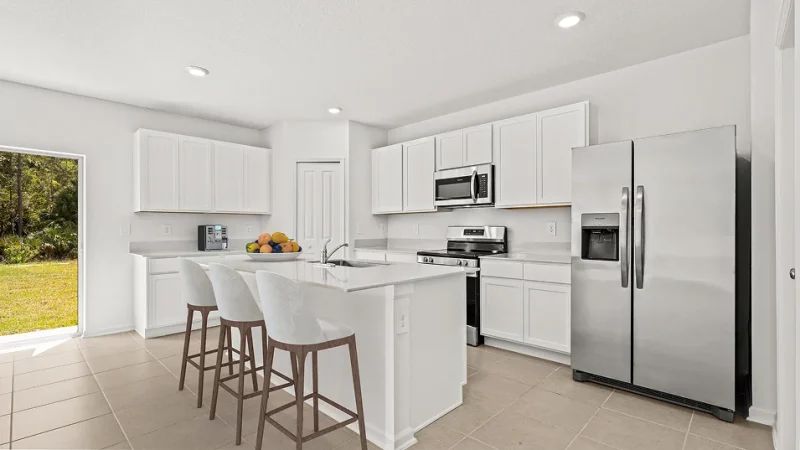 florida_core_l004_pic_edison_kitchen_2of2_f1_base3_4_18_25