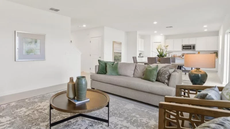 florida_core_n005_pic_eclipse_family_2of2_f1_base3_1_3_25