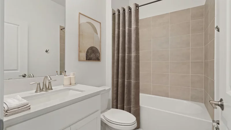 olh_3014_pic_alexanderpalm_bath2_f1_7_28_25